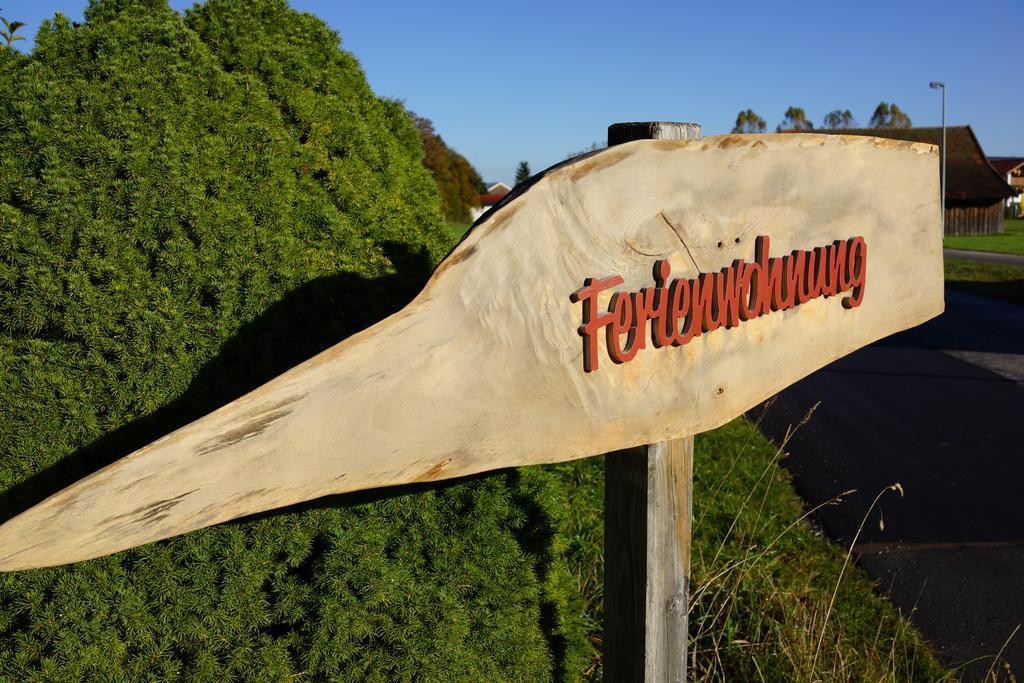 Ferienwohnung Romantik Im Roten Haus Füssen Esterno foto