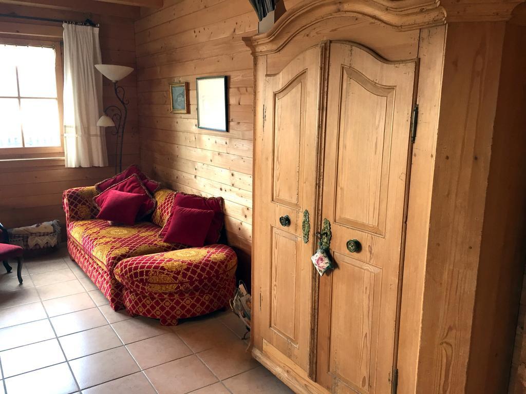 Ferienwohnung Romantik Im Roten Haus Füssen Esterno foto