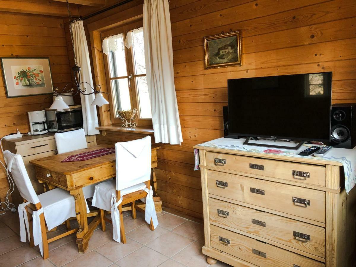 Ferienwohnung Romantik Im Roten Haus Füssen Esterno foto